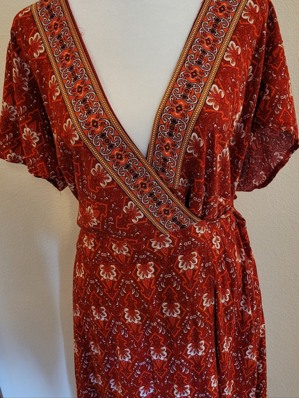 ZESICA Boho Red Wrap Dress with Floral Print